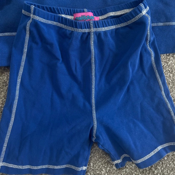 EDIKTED: Crewneck + Biker Short Set - Picture 3 of 5